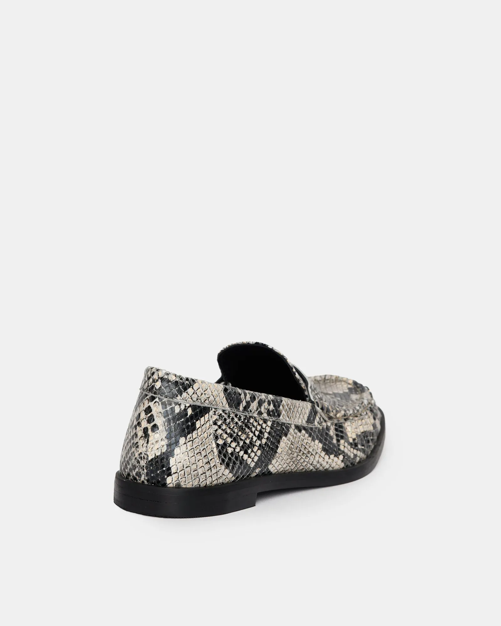 Cinq Loafer Python