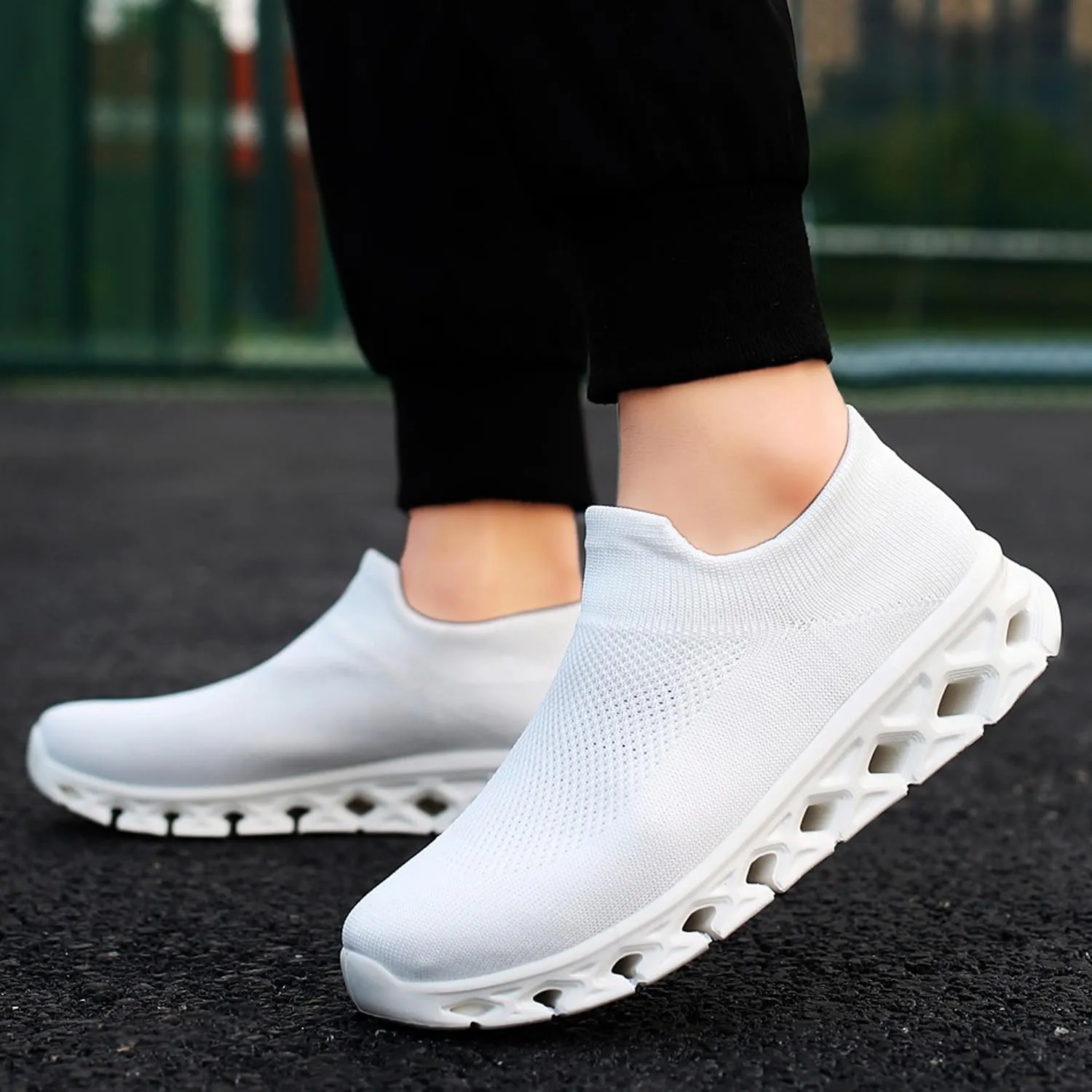 FLARUT Women's Walking Shoes Cushioning Loafer Sneakers Slip on Lightweight Mesh Sock Shoes