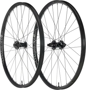 Industry Nine - Hydra - Classic Enduro S Wheelset Mountain Bike Wheelset - 6bolt - 29inch - 15x110/12x148-28H - Black hub, Black Spokes - Made in USA