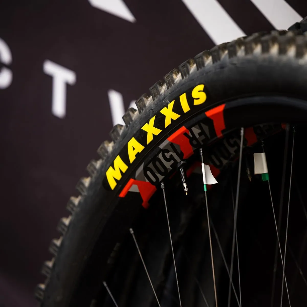 MAXXIS Forekaster - 3C MaxxTerra - 27.5, 29 - EXO, EXO  - E25 Rating, Tubeless | Optimal for Modern, Mid-Travel Trail Bikes and Ebikes