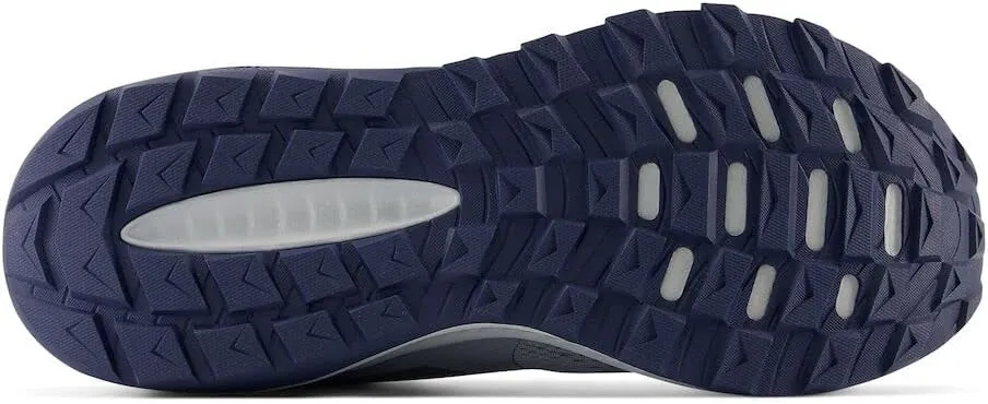 New Balance Men's DynaSoft Nitrel V5 Trail Running Shoe