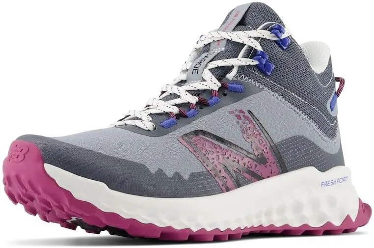 New Balance Women's Fresh Foam Garoé Mid V1 Trail Running Shoe
