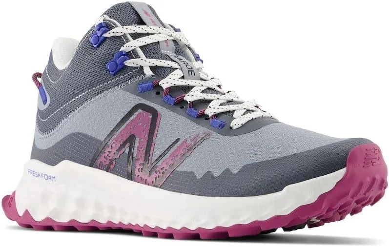 New Balance Women's Fresh Foam Garoé Mid V1 Trail Running Shoe