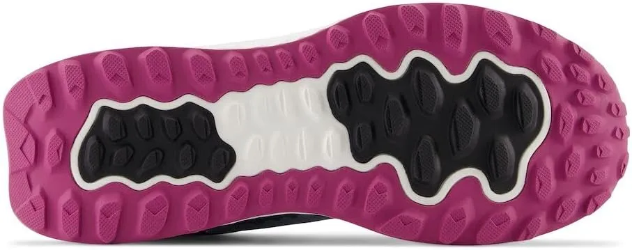 New Balance Women's Fresh Foam Garoé Mid V1 Trail Running Shoe