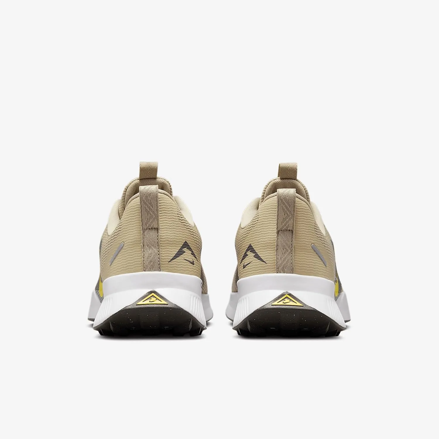Nike Juniper Trail 3 Men's Running Shoes (FQ0904-201, Desert Khaki/Medium Ash/White/Lightning)
