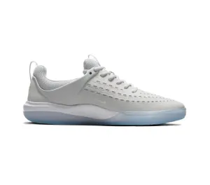 Nike SB Zoom Nyjah 3 - Pure Platinum/White-Pure Platinum-Volt