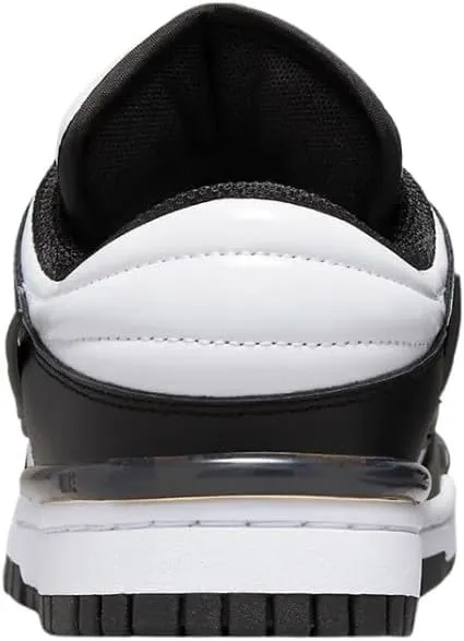 NIKE Women's Sneaker