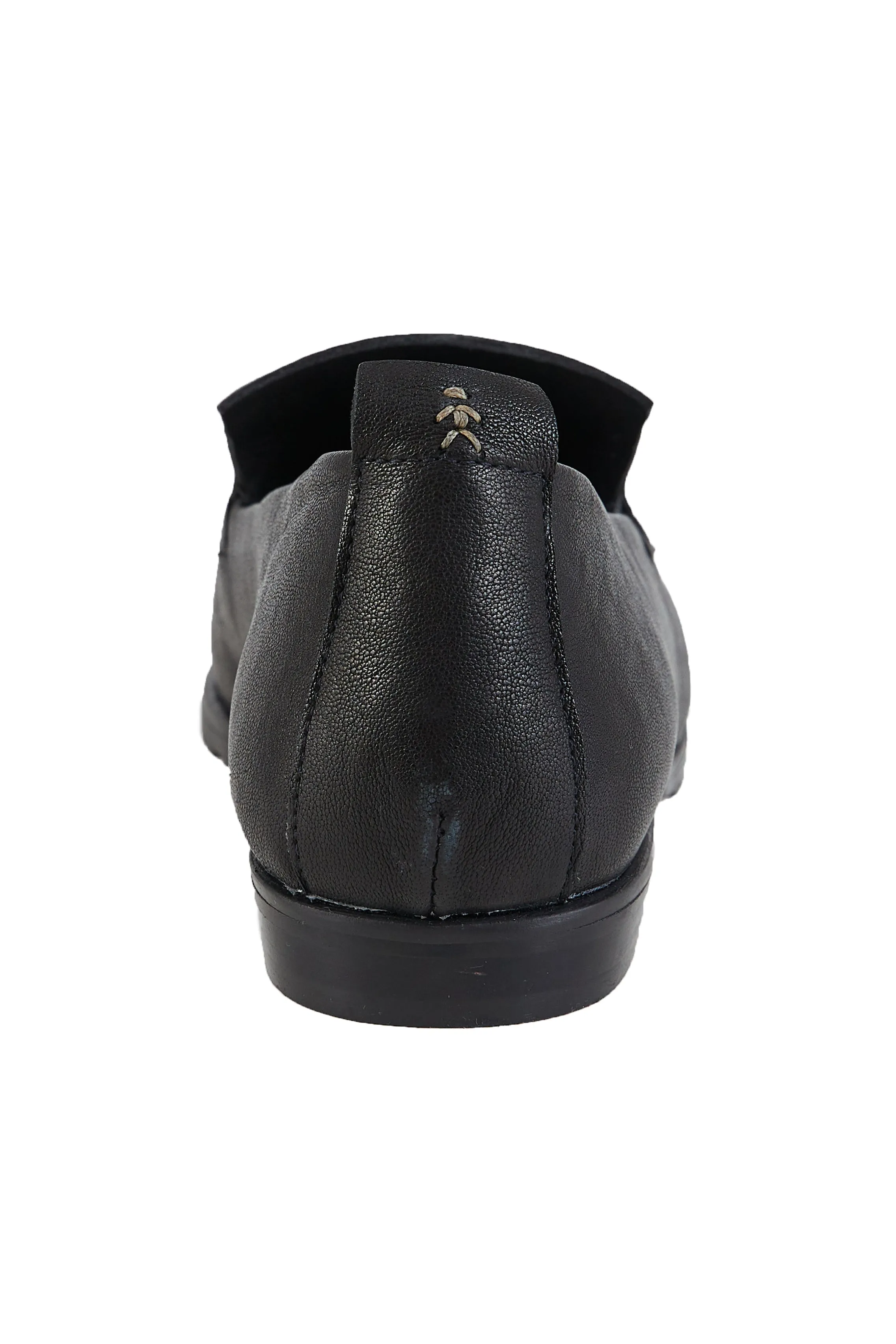 Old Iron Ricamo Leather Loafer in Nero