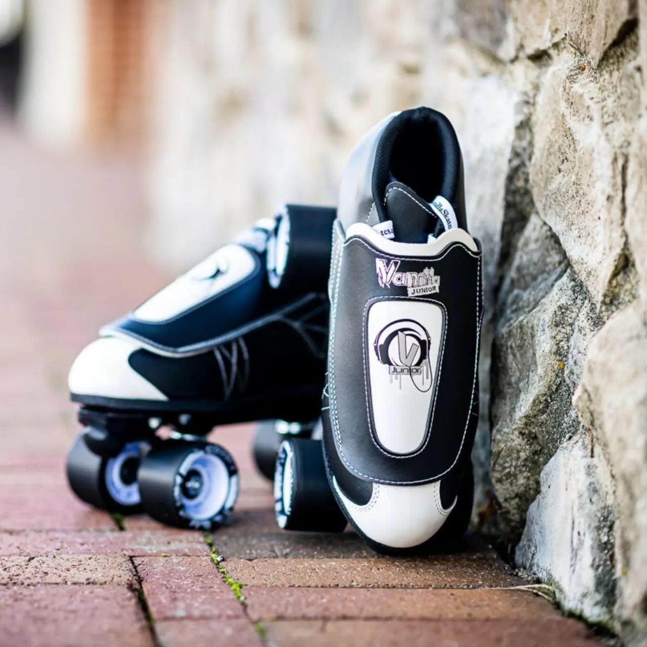 VNLA Junior Tuxedo Jam Skates - Indoor Unisex Roller Skates for Tricks, Jam and Speed Skating